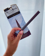 \泣いても盛れる✨王道ブラウン🐻アイライナー/『キングダム美発色アイライナーR1王道ブラウン』　泣くことはあまりないんだけど🤣汗がしんどい😓わたし💦💦キングダムの美発色アイライナーは&hellip;のInstagram画像