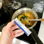 みんな大好き玄米酵素！いつもお試しさせていただきありがとうございます！いつも味が濃いめ料理に入れるんですが、味噌汁に入れても特に味がかわることなく、いつもの味噌汁に栄養プラスってかんじで良かったです&hellip;のInstagram画像