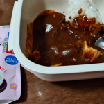 モニプラさんからもらった、玉露園の梅昆布茶いりカレーは、辛さと酸味で、さっぱり食べられるので、疲れた時にもいい！！　#PR #玉露園 #減塩梅こんぶ茶 #玉露園の梅こんぶ茶 #monipla &hellip;のInstagram画像