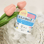 大好きロゼット様の夢みるアクネクリアモイスチャー！バームは、肌につけてクルクル回すととろけて肌を傷つけずに優しくメイクを落とせていいです！でも落とすときに鼻の横の溝にたまりましたが時間をかけてゆっ&hellip;のInstagram画像