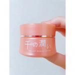 コスメディ製薬株式会社.千の潤い　.タウリフトパワーセラム🧡..30g・4,950円(税込)..23種類もの美容成分をぎゅっと凝縮❣️その他、20種類もの美容成分を配合❣️.&hellip;のInstagram画像