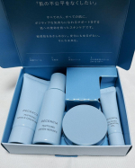 自分に合った化粧水が見つからないから片っ端からトライアルセット試してみた🤣気温が下がると乾燥して、朝起きた時とか顔がひきつっちゃうから夏と冬とでは使う基礎化粧品は変えた方が絶対いいと思う！DE&hellip;のInstagram画像