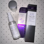 いつものスキンケアにプラスワンでハリ・弾力のある肌へ導いてくれる、天然マイクロニードル配合の導入美容液を使用中です✨✨針美容とても気になっていたんです🧏&zwj;♀️毛穴よりも小さいマイクロニードル成&hellip;のInstagram画像