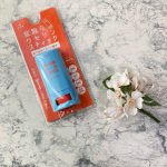 直塗りタイプのワセリンスティックだから、カバンに１つ入れておいて、乾燥が気になる箇所にぱっと塗れる✨ワセリン特有の手のベタつきも気にならないから👍香りもないし使いやすい♡___________&hellip;のInstagram画像