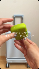 カラフル＆フレッシュ！スイス発ポーチに入る歯みがきセット🪥クラプロックスビーユーミニバッグにも入るコンパクトさで歯間ブラシ(2サイズ)まで入ってるの！これ地味に嬉しい。歯ブラシに特徴&hellip;のInstagram画像