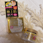 乾燥による老け顔とサヨナラしたい💦毎日保湿しているつもりなのに、「顔がくすんで見える&hellip;&hellip;」「目元にハリがなくてシワっぽい&hellip;&hellip;」「季節の変わり目はお肌がゆらぐ&hellip;&hellip;」そんな大人ならではのお悩みを&hellip;のInstagram画像