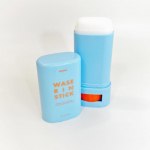 マム ワセリンスティック塗りタイプのワセリンスティックです。先日保湿のためクリームタイムのワセリンを購入したばかり！ スティックワセリン欲しかった！顔・からだ、全身に使える優しい成分(*^&hellip;のInstagram画像