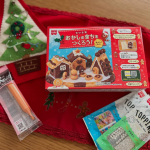 クリスマスムードが漂ってきて、毎日ハッピーな息子と、おかしのまちをつくりました🏠最初から最後まで、私はちょっと手伝う程度で、ひとりでよく頑張りました！！クッキーも美味しくて、家族で美味しく楽しくいただ&hellip;のInstagram画像
