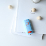 冬の乾燥対策の強い味方「ワセリン」最近使い始めたのがこちら♡&hellip;&hellip;&hellip;@aloinsgroup_official マム ワセリンスティック&hellip;&hellip;&hellip;これ凄く便利なアイテム♡直塗りタイプのワ&hellip;のInstagram画像