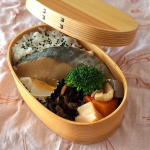 .超久しぶりのお弁当🍱久しぶり過ぎてお弁当作りの段取りわるっ💦と言うことで、こんな時はFit Dish 😂🍴さわらの西京焼き🍴野菜の含め煮🍴ひじきの煮物🍴大根とゆず皮の甘酢和えご&hellip;のInstagram画像