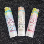 株式会社マックスさんの、泡ねんど 遊べるボディソープ😆いちご、ぶどう、無香料タイプをお試しさせていただきました！缶を振ってポンプを押すと、モコモコの泡が！！いちごとぶどうはとっても良い香り😍&hellip;のInstagram画像