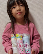 株式会社マックスさんの泡ねんど 遊べるボディーソープ🫧3種類展開されている🫧無香料🫧いちごの香り🫧ぶどうの香りをお試しさせていただきました🥰缶をふりふり、ポンプを押したらもこもこ泡が出&hellip;のInstagram画像