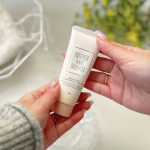 【マザー＆ドーター　モイスチャーハンド＆ネイルクリーム ミュゲの香り】使ってみました💐白いサラッとしたクリームで伸ばしやすい！ミュゲの香りって何だろう？と思ったら、「すずらん」✨✨華やかで&hellip;のInstagram画像