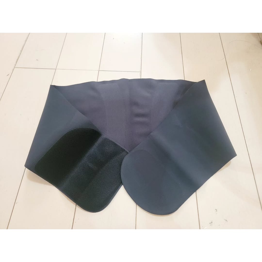 口コミ投稿：..✍️シャルレのライトなサポーター.ツルツルした生地で伸びる！初めもしかしたら小さ…