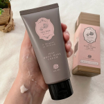 BIBIDAY・TEA TIME ホットボディメイククリーム アールグレイの香りお試ししました♡こってりしてるけどやわらかなクリーム♪するんと伸びがいい感じで脚、ヒップ、おなか、二の腕とか気に&hellip;のInstagram画像