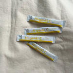 、ビタミンCちゃんと採れてる👂？コラーゲン合成を促進する、メラニン色素の生成を抑制＆できてしまった色素を還元する働きがあるなどビタミンCは美容と健康のためになくてはならない栄養素✨でも人&hellip;のInstagram画像