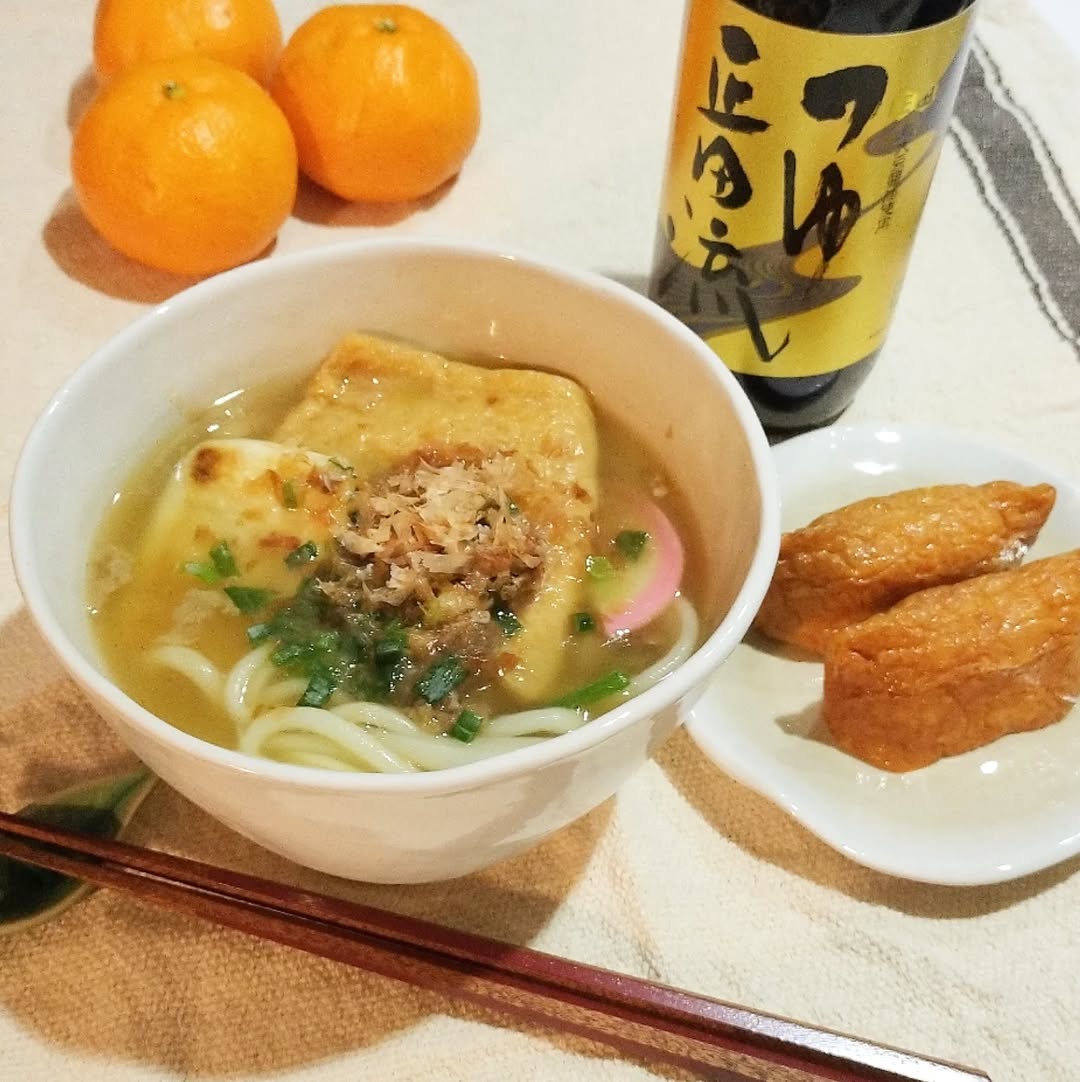 口コミ投稿：*今日のごはんは、🦊きつねうどん（餅入り）味つけは正田醬油様の「つゆ正田流」のみ…