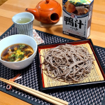 .クリスマスが終わり、今日が仕事納めの方も多かったのでしょうか？仕事が終わると一気に気忙しい年末感が💦まだ掃除も何もしてないけど😅そんなお昼にはアルモンデぱぱっとお蕎麦@shoda_sh&hellip;のInstagram画像