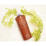 .@kokuryudo_cosme 様の『ハイスキン モイストジェルN』✨ワセリン配合の高保湿ボディジェルです💕実際に使用してみましたが、ジェルタイプでとても伸びが良い✨プッシュポンプタイ&hellip;のInstagram画像