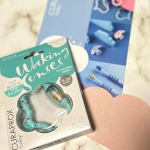 𖡼.𖤣𖥧𖡼.𖤣𖥧⚘下の歯が生えてきてから色々なものを噛みたがります。かと言って歯ブラシは嫌なようでいつも渋い顔をしています笑この歯固め、一度握ったらなかなか離してくれません〜！！&hellip;のInstagram画像