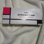 ウルトラグロウバー♡シンプルなパッケージが大人の雰囲気がありカッコいいです🌟乾燥やダメージを1本でレスキューしてくれます❤スキンケアの仕上げ・化粧下地・メイク直しなど色んな場面で使えるスティッ&hellip;のInstagram画像