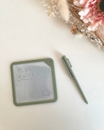 Kaite メモ　✎ܚプラス株式会社ステーショナリーカンパニーさんよりご提供⋱⚘⋰ ⋱⚘⋰ ⋱⚘⋰繰り返し使えるメモ帳✨磁石の力で何回でも書けるよ！！紙に書くと大量の紙を使っちゃうけど、&hellip;のInstagram画像