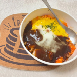 ・・ニップン　冷凍プレート！よくばりワンプレート。いまどきごはんとろ〜りオムライスよくばりプレートチキンステーキ&トマトパスタレンジでチンでこんなに美味しいご飯が食べられるだな&hellip;のInstagram画像