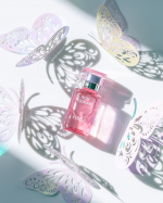 バラの女王様のスクワラン٭「バラの女王」と呼ばれるダマスクローズ。その希少な天然精油※を高品位「スクワラン」に配合した、この時期だけの限定品🥀※　ダマスクバラ花油（香り成分）ダマス&hellip;のInstagram画像