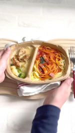 忙しかったり、しんどかったり、「ご飯作りたくないなぁ」という日、ありませんか？そんな時に冷凍庫にこんなご飯があると、本当に助かります。ニップンさんのよくばりプレートシリーズは、和洋中さまざまな&hellip;のInstagram画像