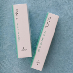 『アクネケア 化粧液+ジェル乳液セット』を試してみました！プルーン酵素エキスが、うるおいを保ちながら毛穴詰まり・角栓をケア。つるつる肌へ導いてくれます。3つの漢植物エキスが、ニキビの原因にアプロー&hellip;のInstagram画像