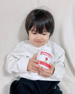 ✿ ちょっと前に投稿したいちご味のカルシウムグミ🍓あれから毎日のように「いちごのぐみちょーだい」とものすごーく気に入ったようで🤭ご褒美にいちごグミ食べようねって言うとお片付けもお手&hellip;のInstagram画像