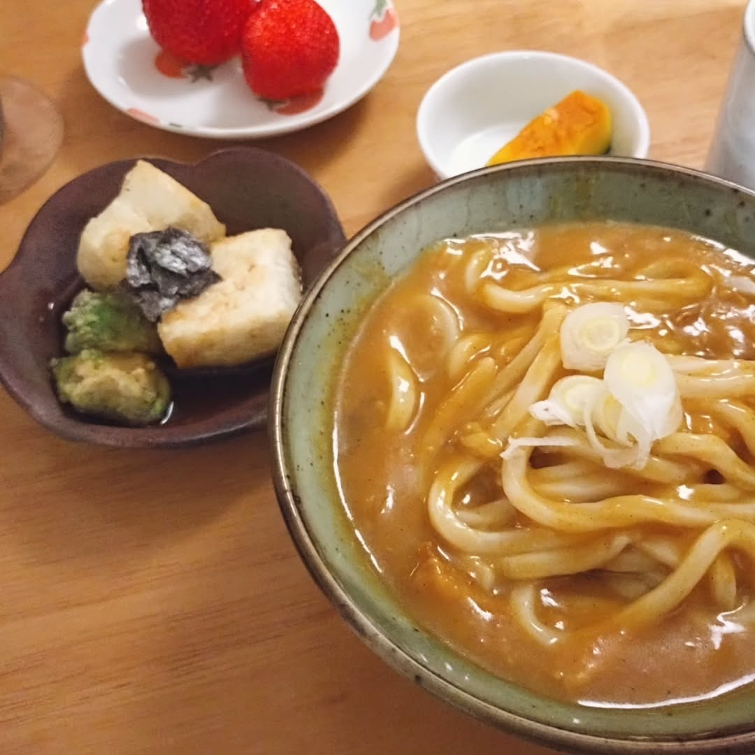 口コミ投稿：ずっと食べてみたかった#つるとんたん の#カレーのおうどん ♡麺15分も茹でるのびっく…
