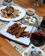 .アルモンデぱぱっと地味～な茶色おつまみ😂・エノキの唐揚げ・豚肉とエリンギの炒め物・自家製金柑甘露煮・カマンベールチーズ・割れ煎・チョコレートエノキの唐揚げは @shoda_sho&hellip;のInstagram画像