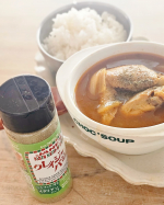 .✧&bull; ───── ✾ ───── &bull;✧スープカレー手作りルーに外せないドライバジルを、今回はクレイジーバジルに変更娘が、今日のスープカレーはいつもより美味しいね♡と味の違いが分かったの&hellip;のInstagram画像