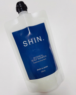 ☆。.:＊・゜【SHIN.薬用ボタニカルスカルプシャンプー300mL】のご紹介です！！ 【商品特徴】 １．1本3役. これ1本で髪と頭皮のダメージをケアこれ1本でシャンプー・スカルプ・コ&hellip;のInstagram画像
