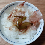 めかぶと相性抜群！#PR #マルトモ株式会社 #マルトモのかつお節 #マルトモの花かつお #めっちゃ使える #monipla #marutomo_fanのInstagram画像