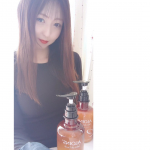 アロインス☘️シャンプー🧴トリートメント🧴使わせていただきました✨うねりやすく、ごわつき感があった私の髪が、こちらのシャンプー・トリートメント使用したら&hellip;まとまるし✨うねらないし✨朝起きて&hellip;のInstagram画像