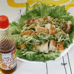 寺岡家のトマトめんつゆは、トマトの旨みはしっかりあるのに酸味は控えめでとてもおいしいです👍素麺だけじゃもったいないので、今回は鶏肉のソースに使ってみました。【揚げ鶏むね肉のトマトめんつゆがけ】&hellip;のInstagram画像