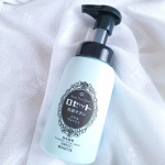 .あのロゼットから、、まさかの泡洗顔が出てる！！その名も「ロゼット 洗顔サボン」！👇🏻特徴は石けん由来の濃密もち泡が密着&times;吸着&times;分解！くりかえすニキビ・肌あれを予防し、うるおうのにニキ&hellip;のInstagram画像