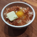 やったね🎯モニター当選✌かつお節のモニターとかまじ助かる。出汁を取るほど料理が上手ではないので贅沢TKGにしました🍚炊きたてご飯にかつお節、たまご、バター、そして白だしをかけまーぜまーぜ&hellip;美味い&hellip;のInstagram画像