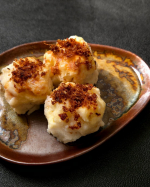 こんにちは♡♡ポテトサラダに「#素直なおかか 」　「#かき醤油おかか」#PR #マルトモ株式会社 #素直なおかか #鰹節屋のふりかけ #アサムラサキかき醤油 #monipla #marutom&hellip;のInstagram画像