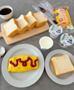 *おうちＣＯ-ＯＰ始めてから１か月、ネット限定で半額で購入できる商品があるの知ってる？この3品だよ⬇️✼&bull;&bull;┈┈┈┈┈┈┈┈┈┈┈┈┈┈┈┈&bull;&bull;✼・ふっくら卵のオムライス・北海道十勝&hellip;のInstagram画像