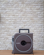 ♡最近記念樹として " ブルーベリー " の木をいただいてから毎日のお水やりが日課になってきた我が家🚿　　もともと、家の裏にある蛇口にホームセンターで買ってきたただのホースをつなげてた&hellip;のInstagram画像