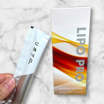 LIPO PRO （リポプロ）を飲んでみました 7包入りです。 カッコイイデザインで個包装になっているサプリメントです。 スティック型のコラーゲンサプリメントだとゼリーかな？ と思いがちですが液体なん&hellip;のInstagram画像