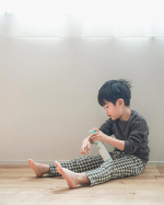 今週末からあったかくなってきてついに紫外線対策の季節到来！子どもとの日焼け止めは、我が家は紫外線予報のシリーズ一択✨去年は冷たいUVジェルにはまってたけど（パチパチって音がするの）今年はスプレータイ&hellip;のInstagram画像