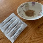 食事やヨーグルトにかけるだけで手軽に美容成分が摂れる玄米酵素🌾現代人に不足しがちな栄養素を補える✨玄米由来の食物繊維、鉄、カルシウム、マグネシウム、亜鉛、ビタミンB1・B2・B6・E、葉酸、パント&hellip;のInstagram画像