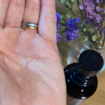 アミノ酸オーガニックシャンプーオーロラシャンプー頭皮に栄養を与え、髪を健やかに保つスカルプシャンプー✨最近バッサリ髪を切ってなかなかおさまりなかったのですが、こちらを使ってから収まりが良くな&hellip;のInstagram画像