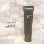 ・モイストラボ　ハイカバー薬用美白BBクリーム・薄付きなのにコンシーラー級のカバー力でしっかりとシミなどの肌悩みを隠しながら同時にナイアシンアミド配合でつけている間中シワを改善し美白対策もできる画&hellip;のInstagram画像