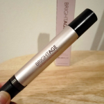 第一三共ヘルスケア様が7年かけて開発された アイゾーン ダブルリバイタライザー👀✨日本初※、目もとのトータルケアを叶えるため ※ スティックタイプの目もとケア化粧品において、容器がロールオンとステ&hellip;のInstagram画像