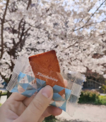 @juchheim1909 さまより、フィナドレーヌを頂きました😇😇名前の通りフィナンシェとマドレーヌをいいとこ取りしたかのような食感と風味。常温だけでなく、まさかの冷凍しても食べても美味しいん&hellip;のInstagram画像